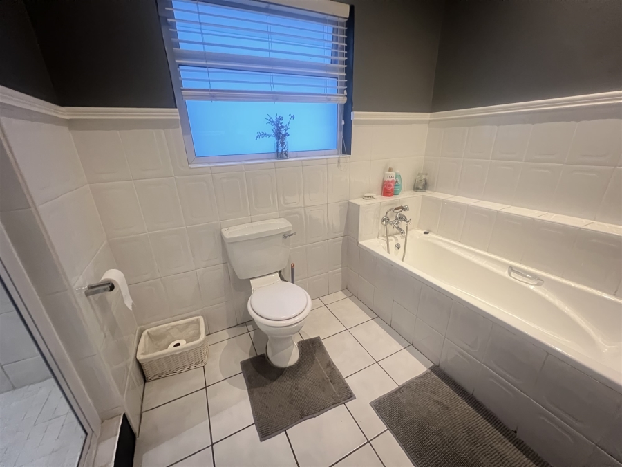 3 Bedroom Property for Sale in Berea Eastern Cape